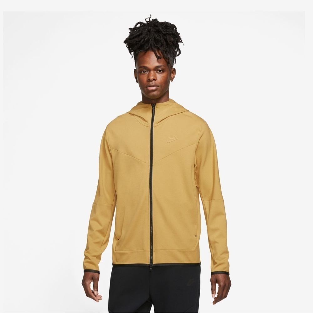 Nike Tech Full-Zip Lightweight Hooded Knit Jacket-Golden Yellow-Men XL